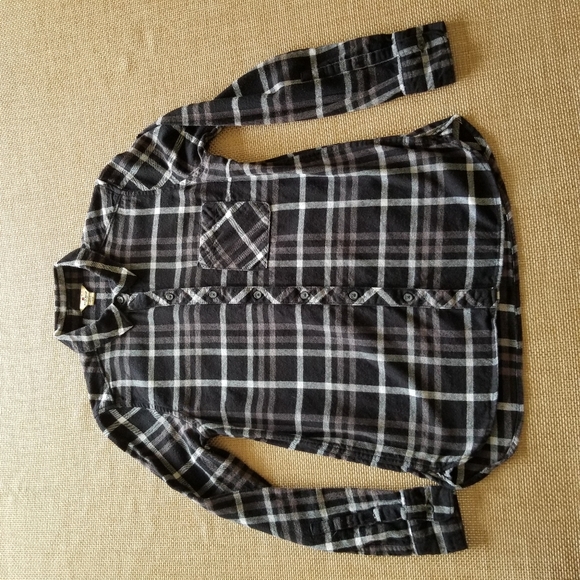 Woolrich Black/White Plaid Button Down Flannel - Picture 3 of 7